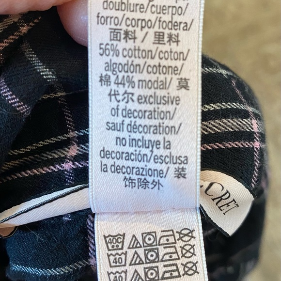 Victoria's Secret PJ button down black plaid long sleeve top size medium - Picture 6 of 6